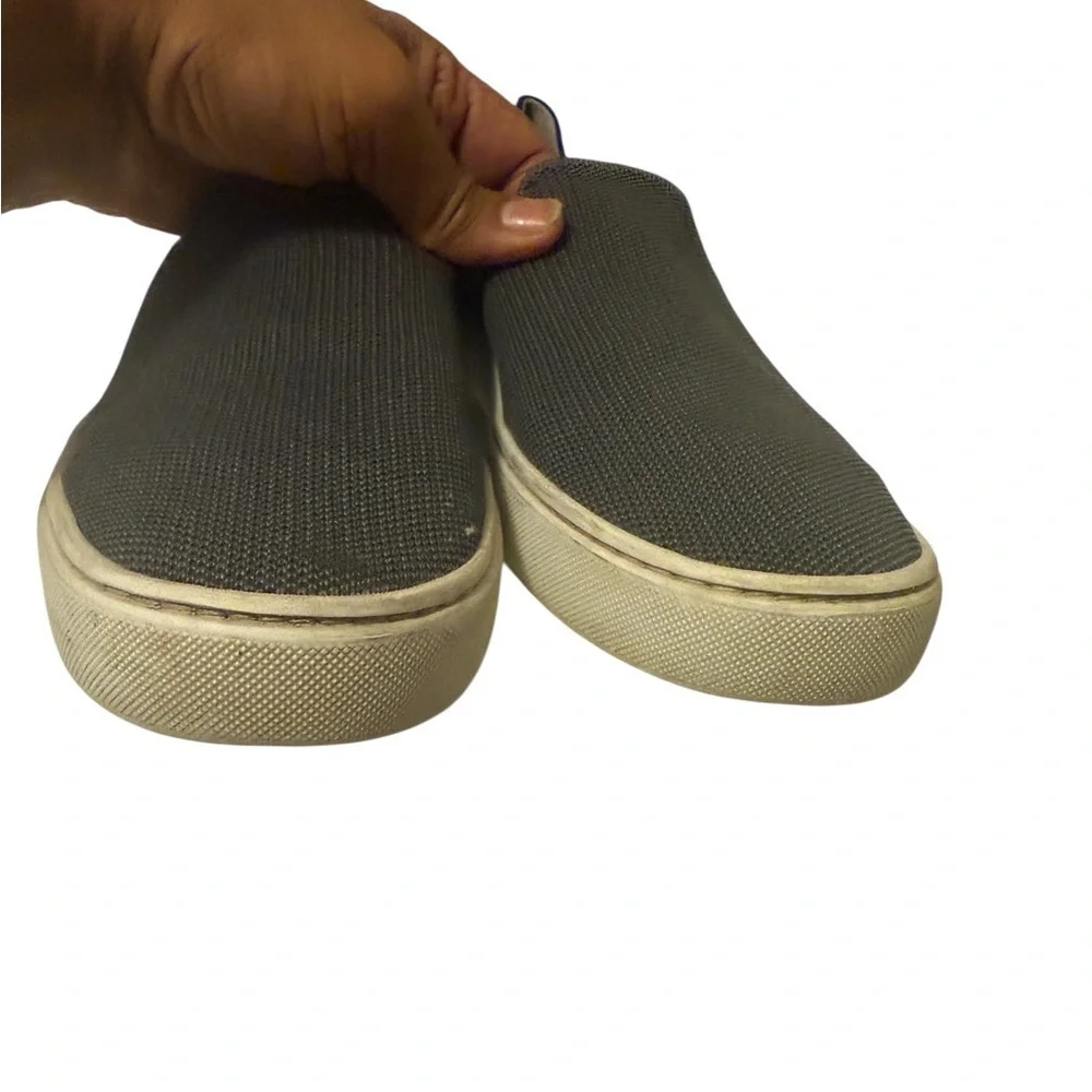 Rothy's THE SNEAKER Recycled Gray Knit Slip On, cream and Blue in the back